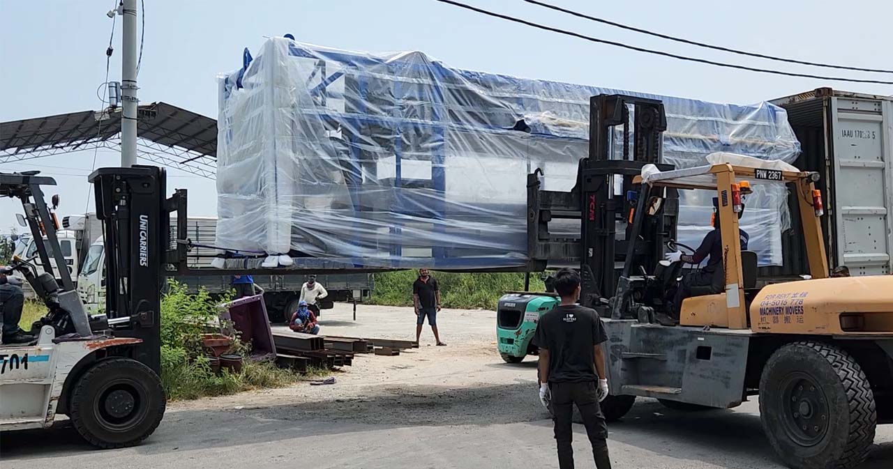 Malaysian Customer Case local made ice block machine