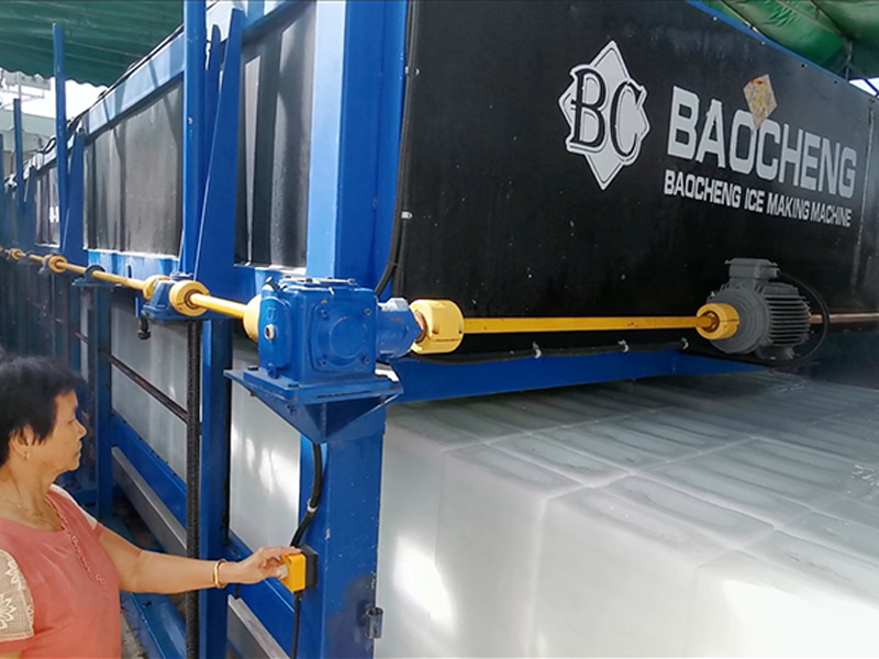 Buz Makinelerimiz İşçilik Maliyetlerini Nasıl Azaltır ve Verimliliği Nasıl Artırır?